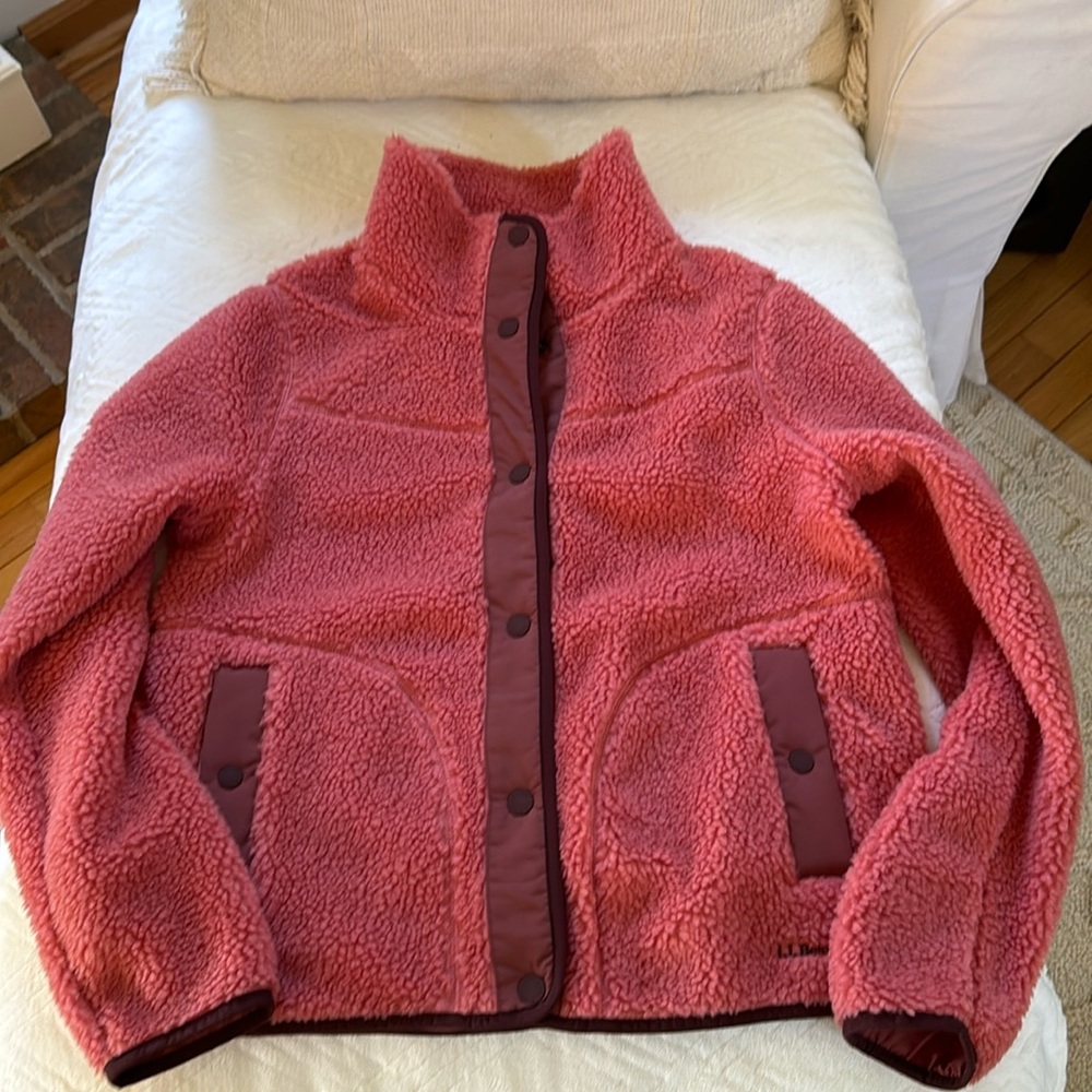 LL Bean Sherpa fleece jacket